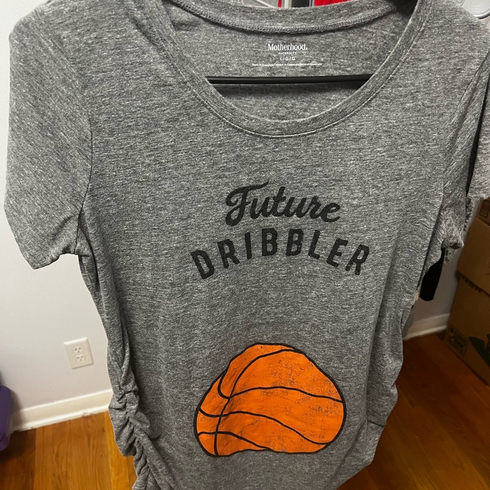 Motherhood Gray and Orange Short Sleeve Tee